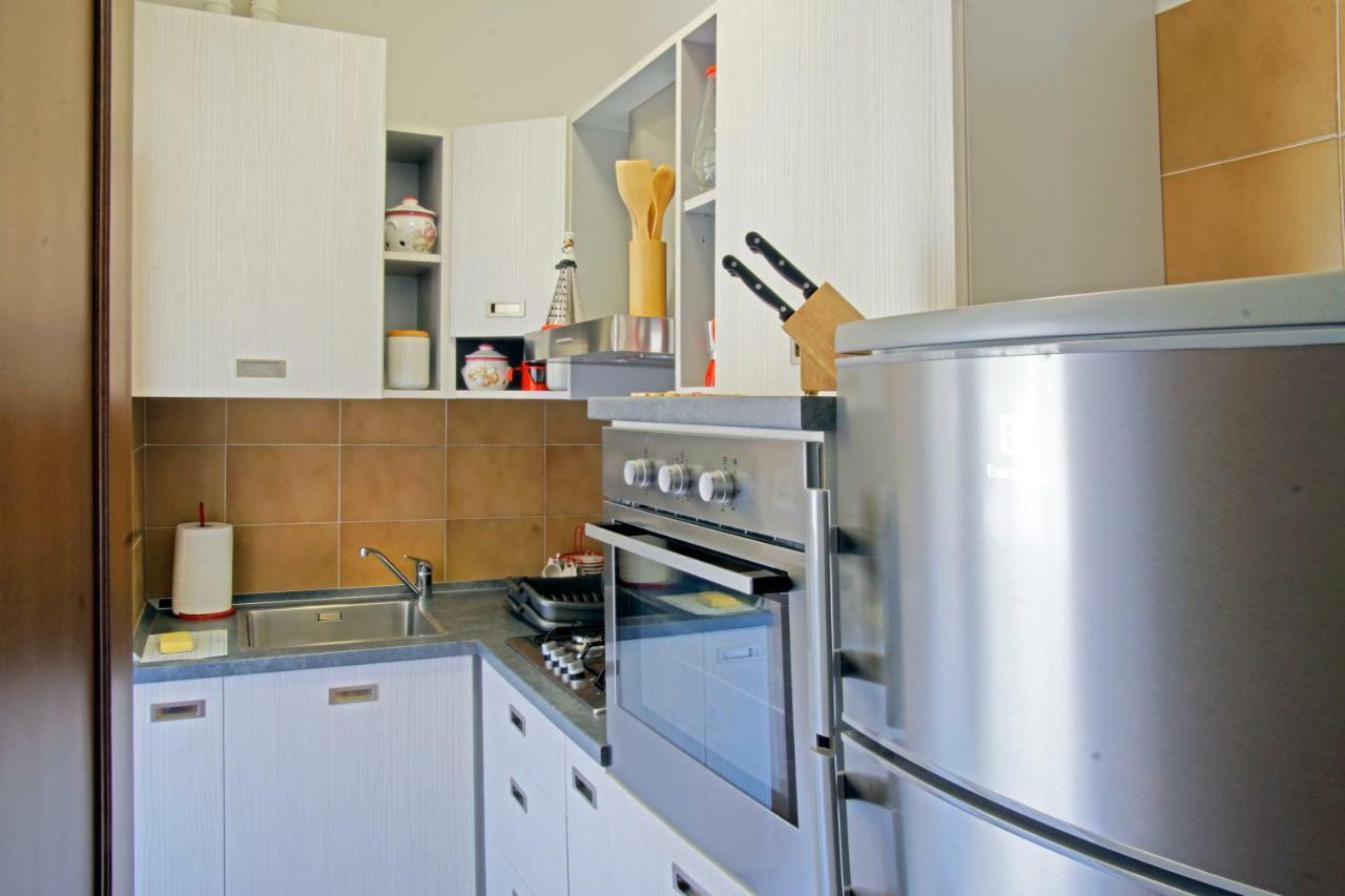 La Pineta Apartment Stresa Bagian luar foto