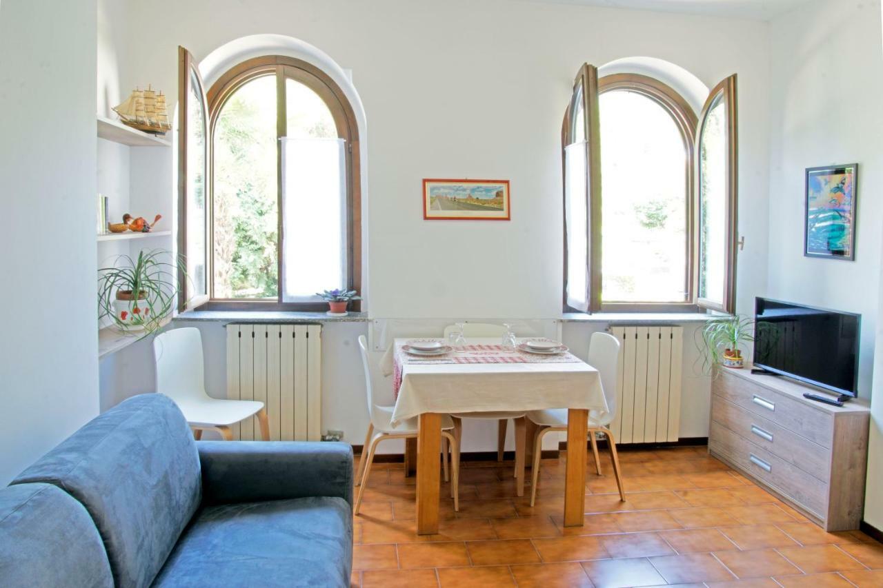La Pineta Apartment Stresa Bagian luar foto