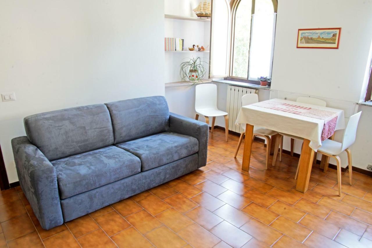 La Pineta Apartment Stresa Bagian luar foto